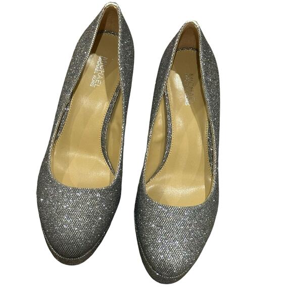 MICHAEL Michael Kors Chantal Platform Pump Heel Pointed Toe Silver Size 7M NWB - Picture 7 of 12